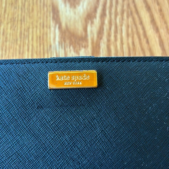 GUC Kate Spade Black wallet - Picture 2 of 5